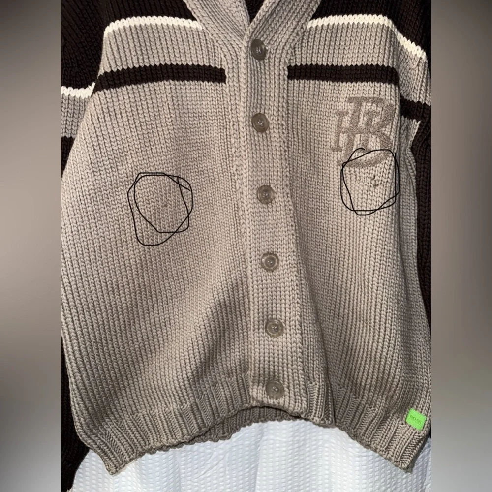 BOSS by Hugo Boss men's 100% Virgin Wool cardigan sweater Size L (Defective)